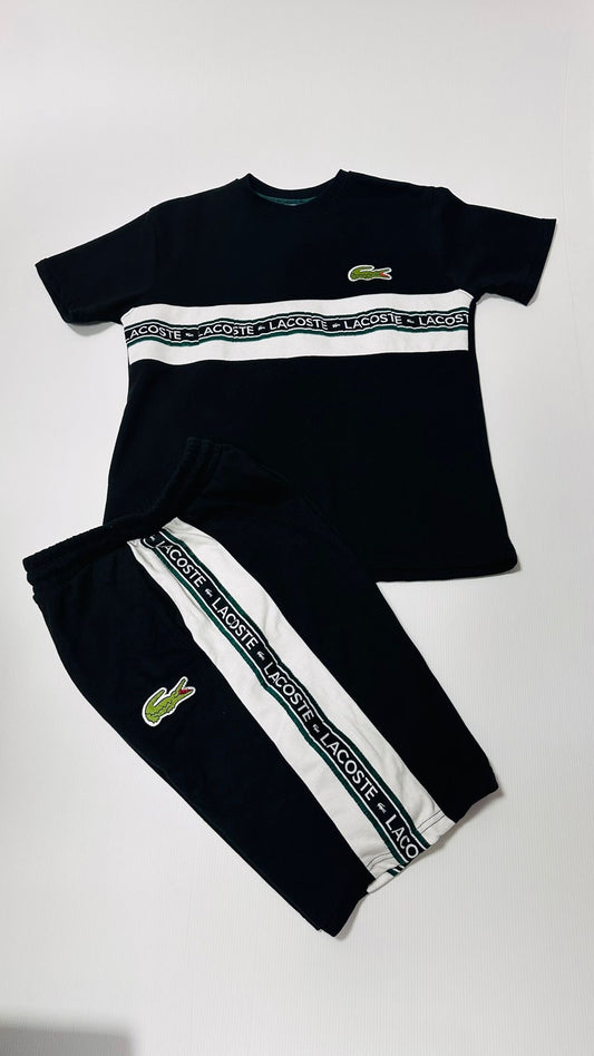 Conjunto lacoste negro logo verde detalles negros y blancos