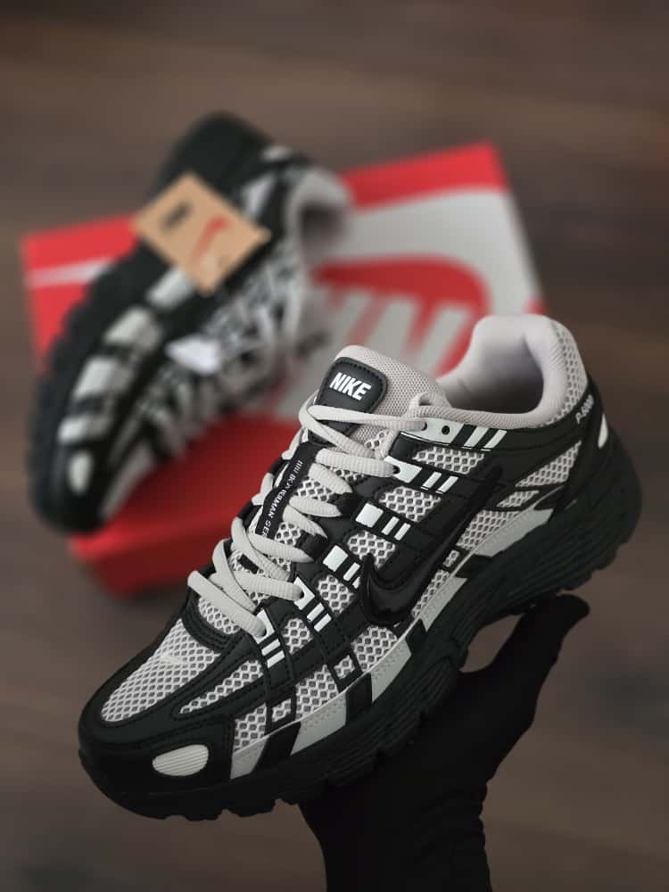 Nike p-6000 blanca negra