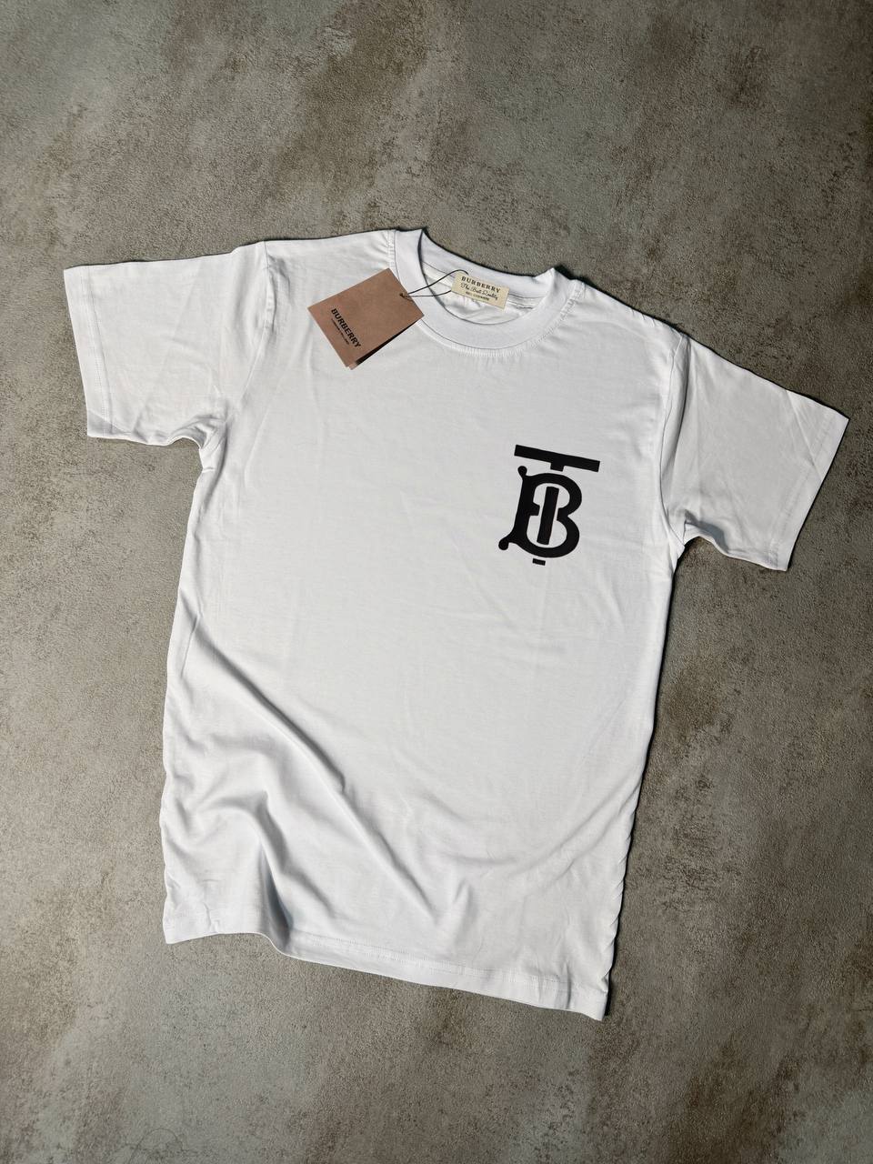 Camiseta Burberry blanco logo negro lateral