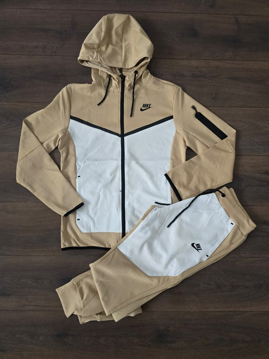 Chandals nike tech marron