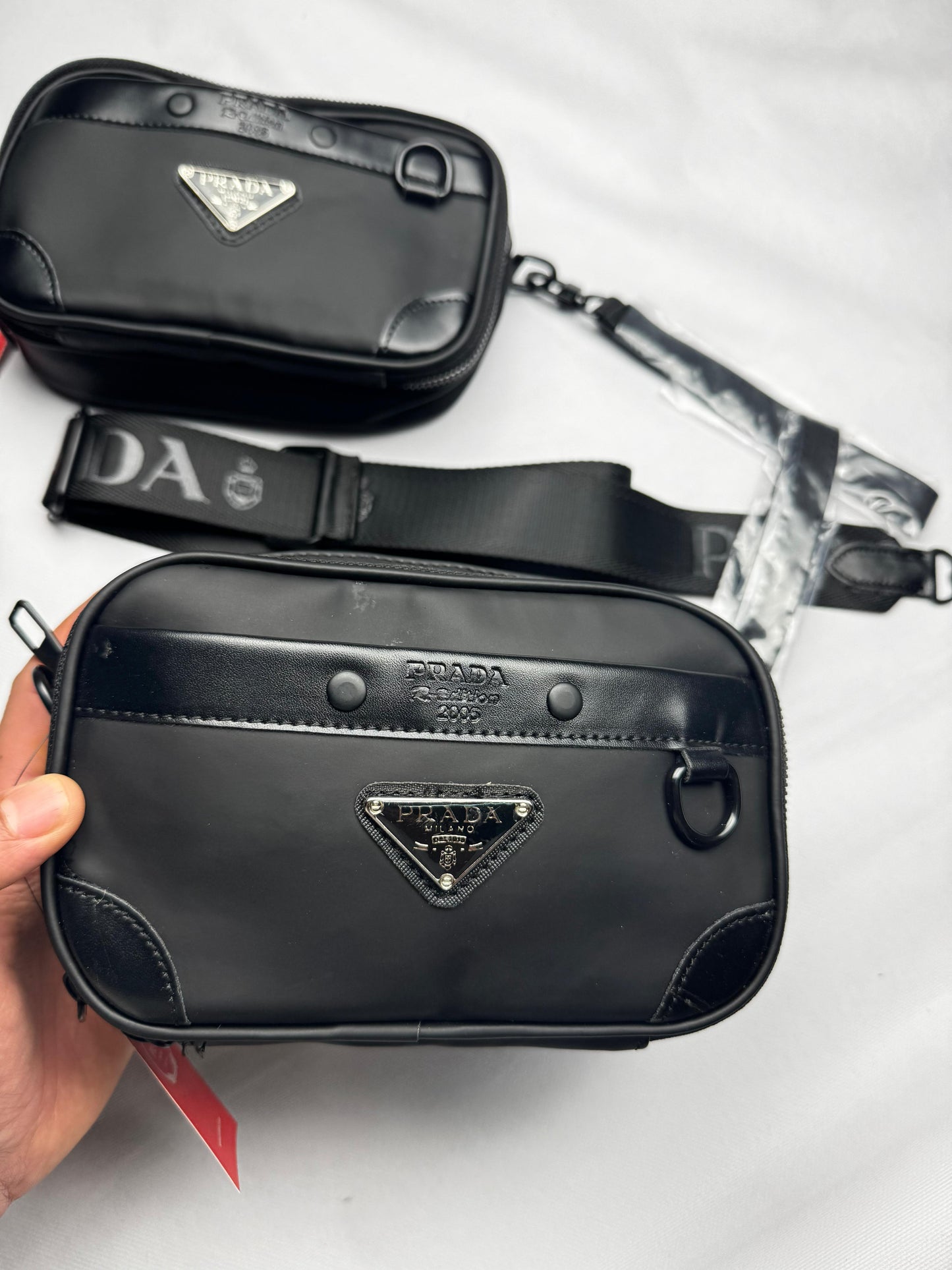 Riñonera Prada negra