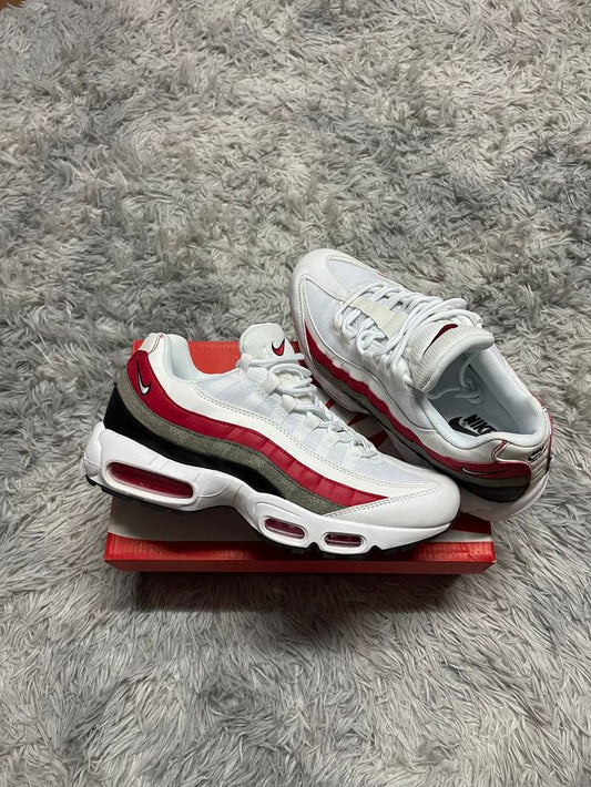 Air max 95 blancas detalles tricolor