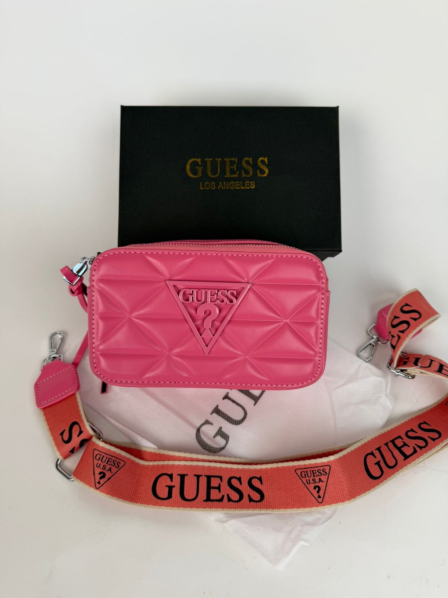 Bolso Guess rosa