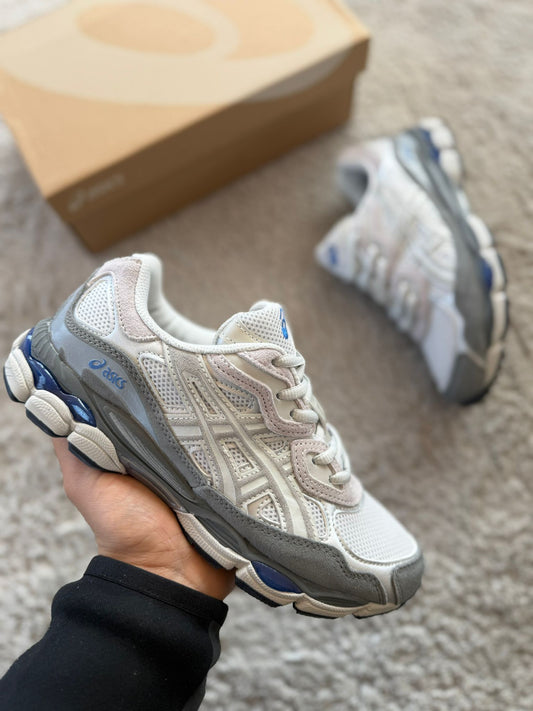 ASICS GEL-NYC beige y gris logo azul