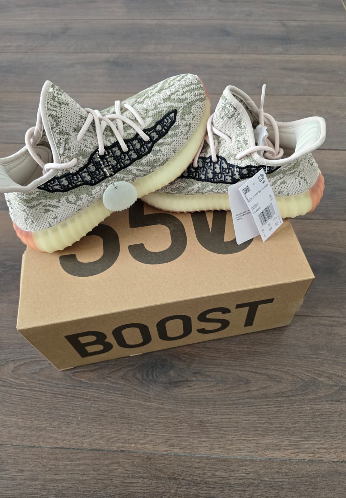 Yeezy boost x dior blanca