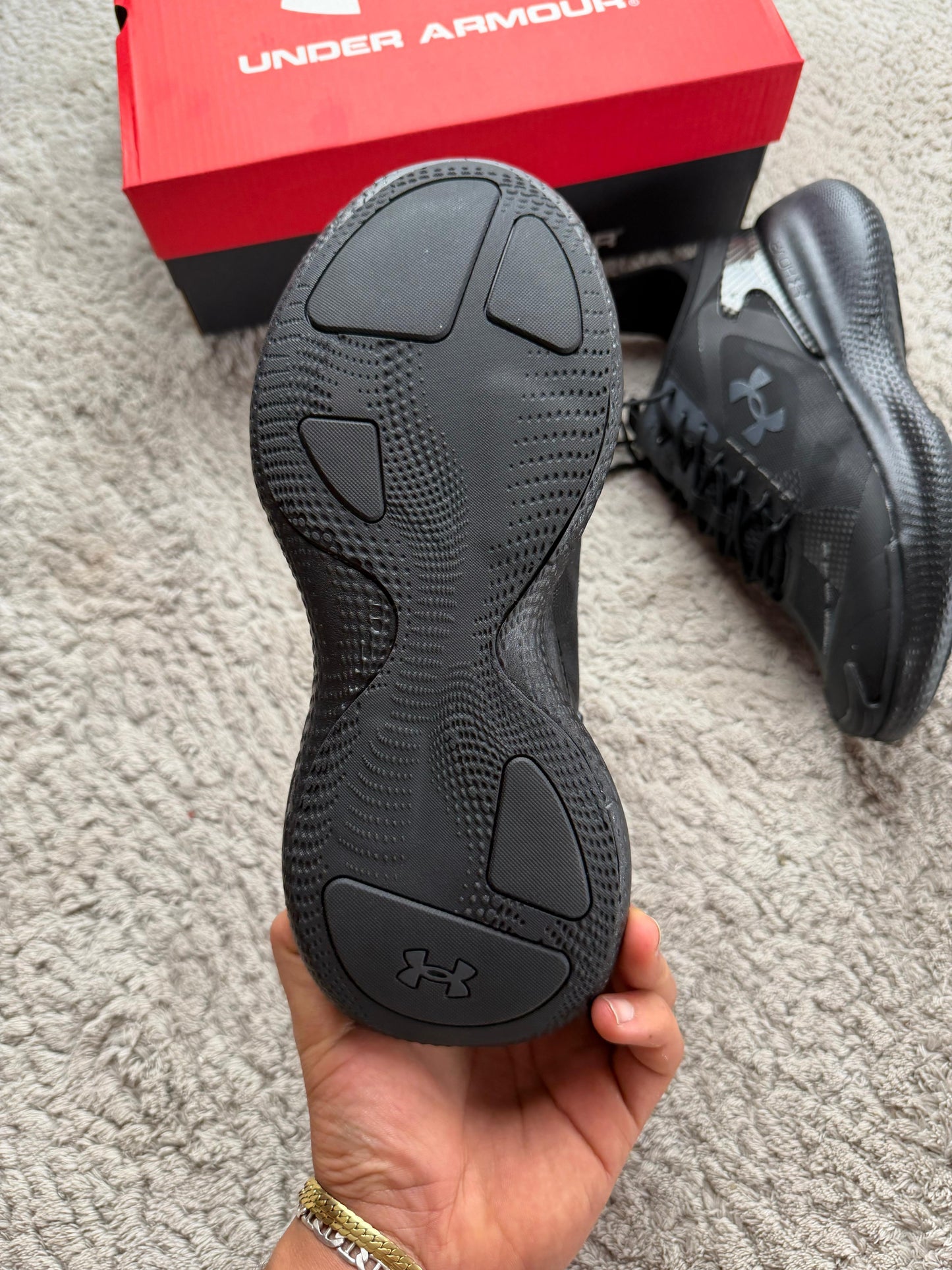 Under Armour Negras