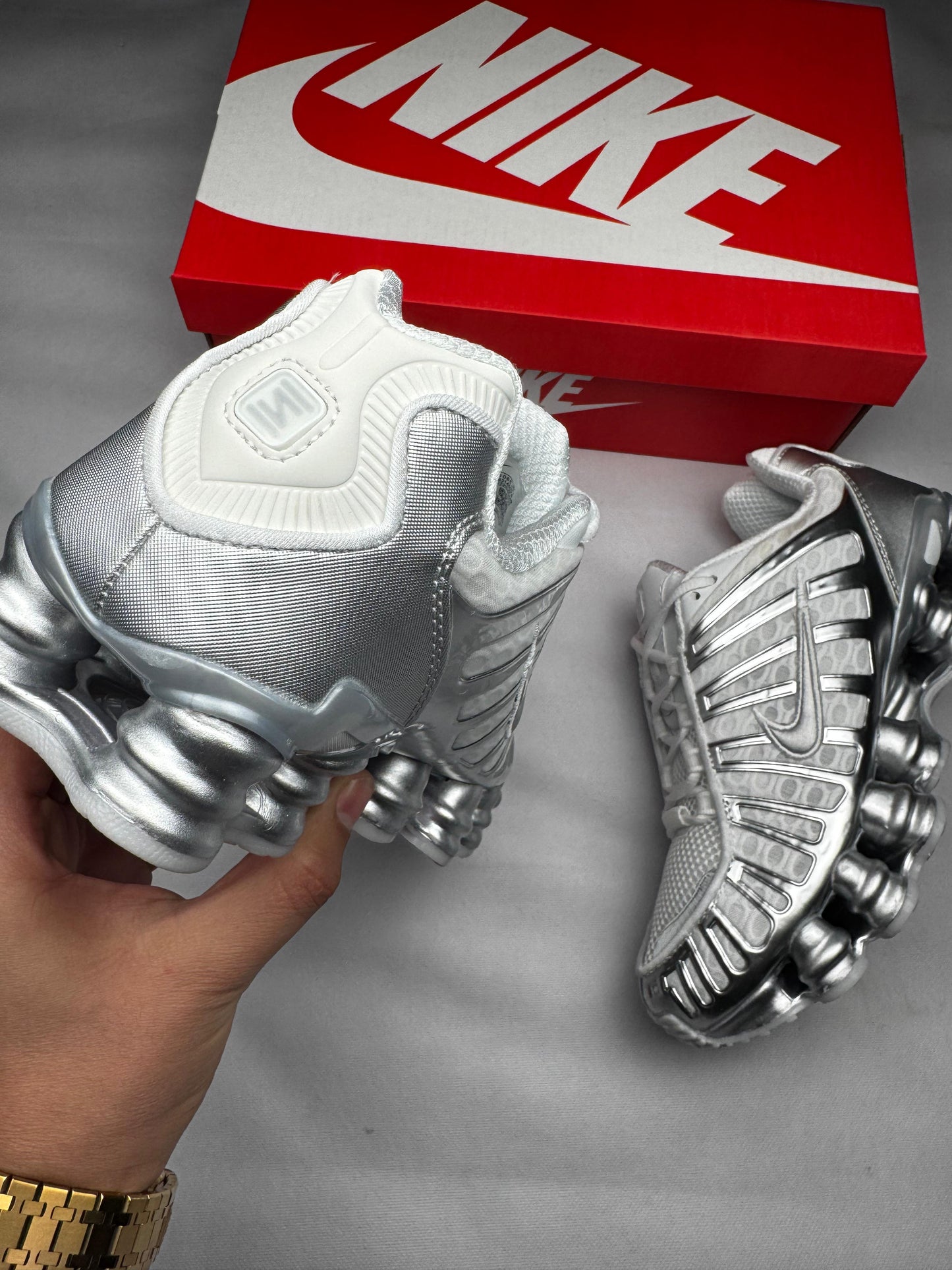Shox grises