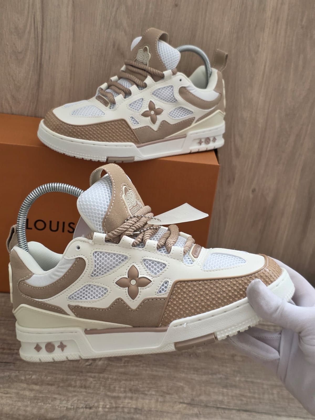 Lv skate blanco marron