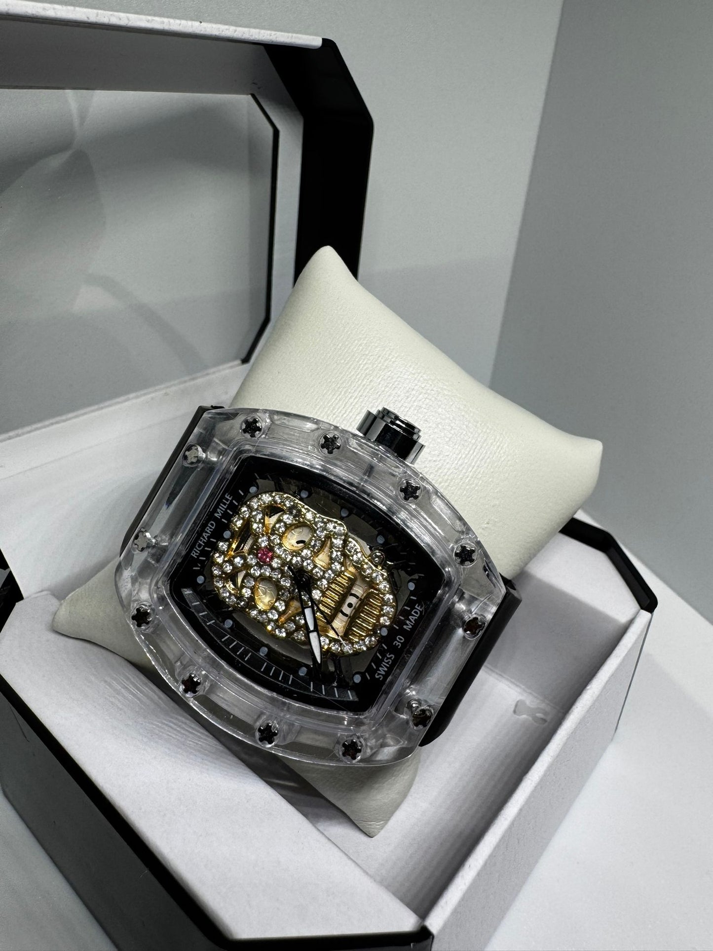 RELOJ RICHARD MILLE GRIS CALAVERA