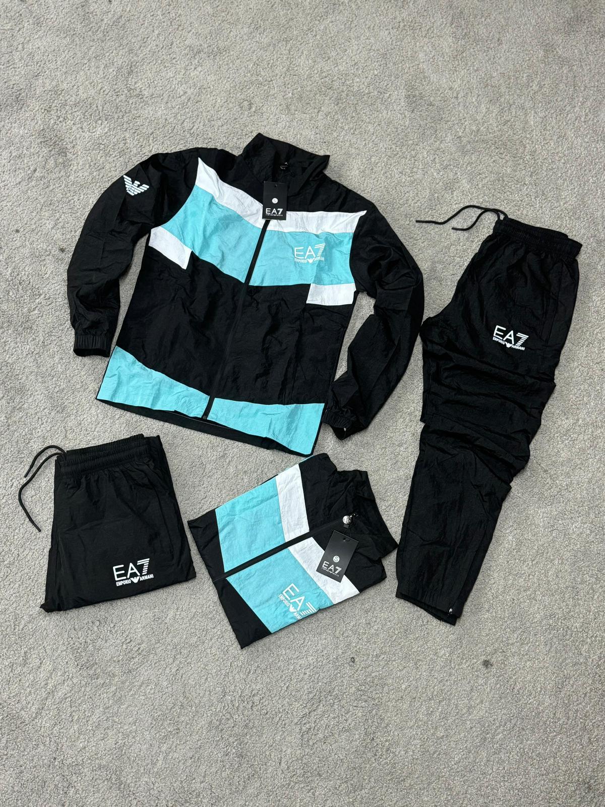 Chandal ARMANI negro y azul detalles blancos