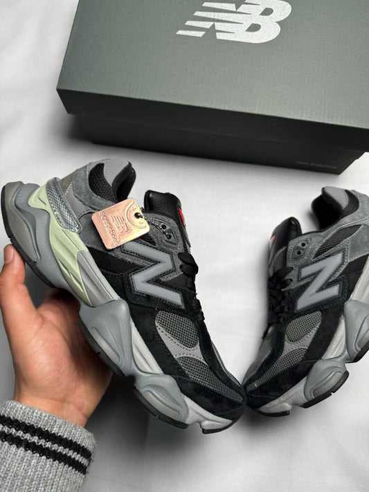 New Balance 9060 negras y grises