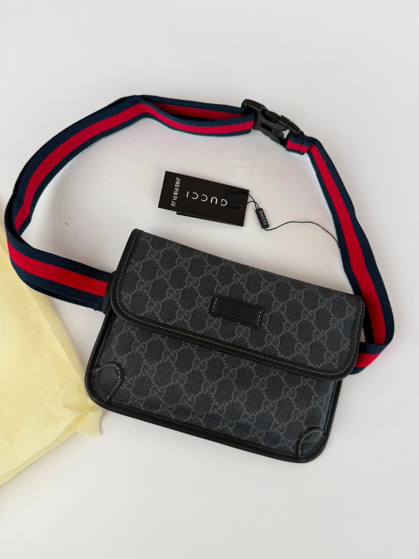 Bandolera Hombre Gucci negro y gris correa azul y roja
