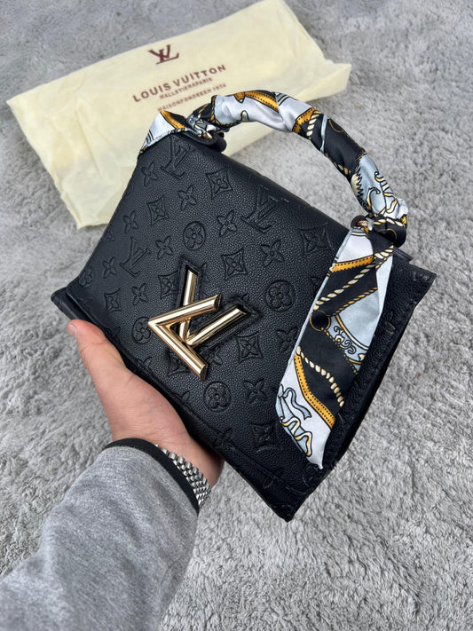 BOLSO LV negro logo dorado