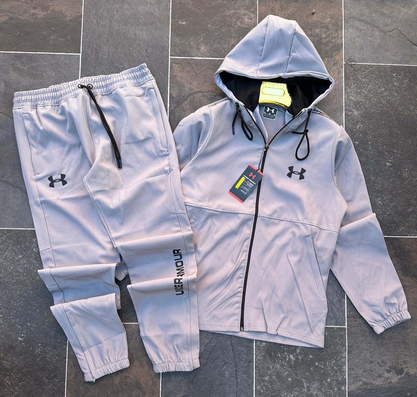 Chandal under armour blanco logo negro