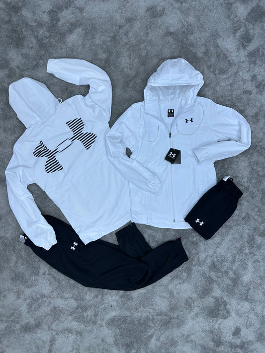 Chandal under armour blanco logo negro reflectante