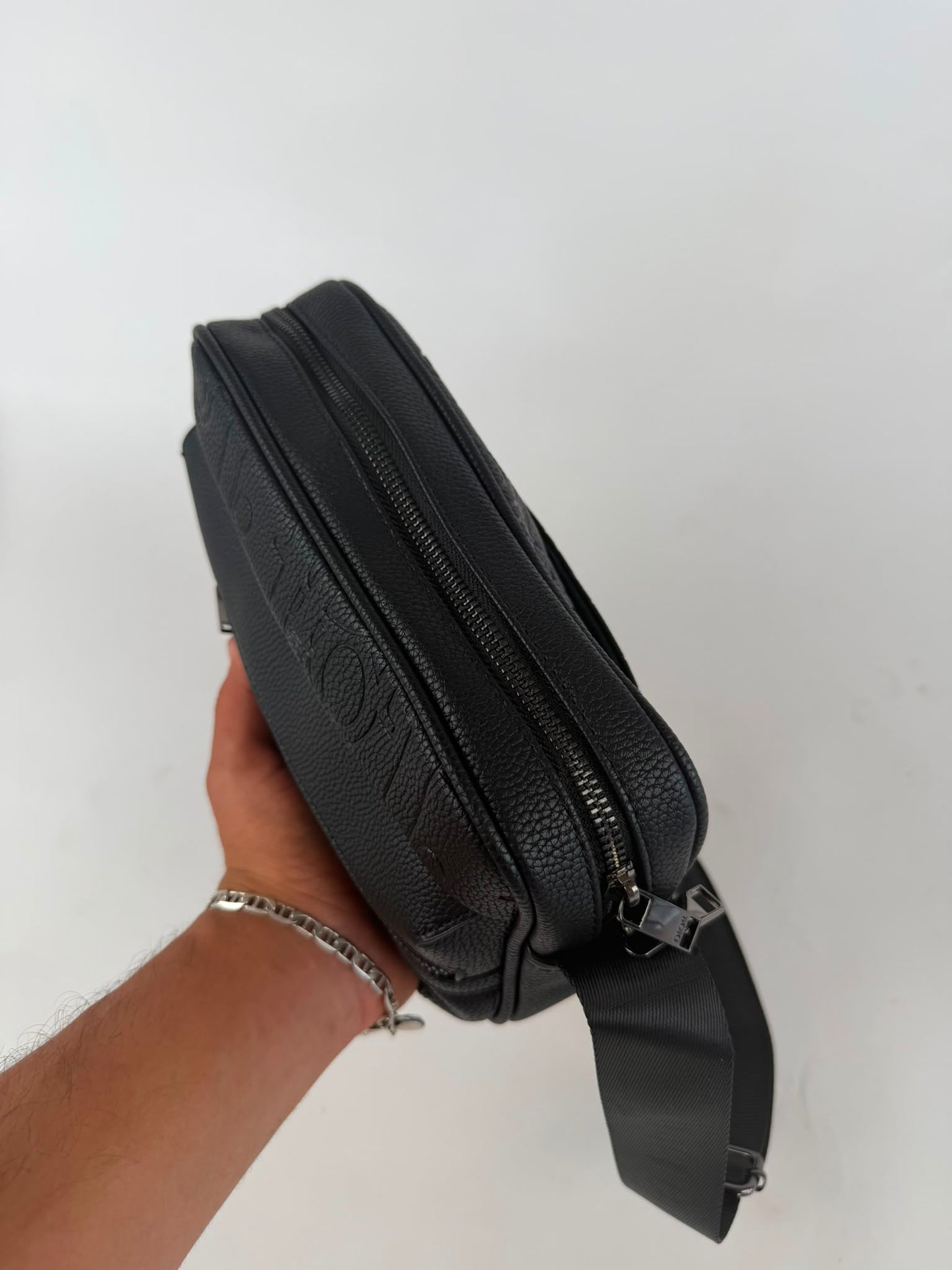 Bandolera Hombre Dior logos negros