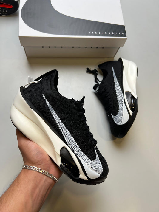 NIKE AIR ZOOM ALPHAFLY NEXT % negro logo blanco