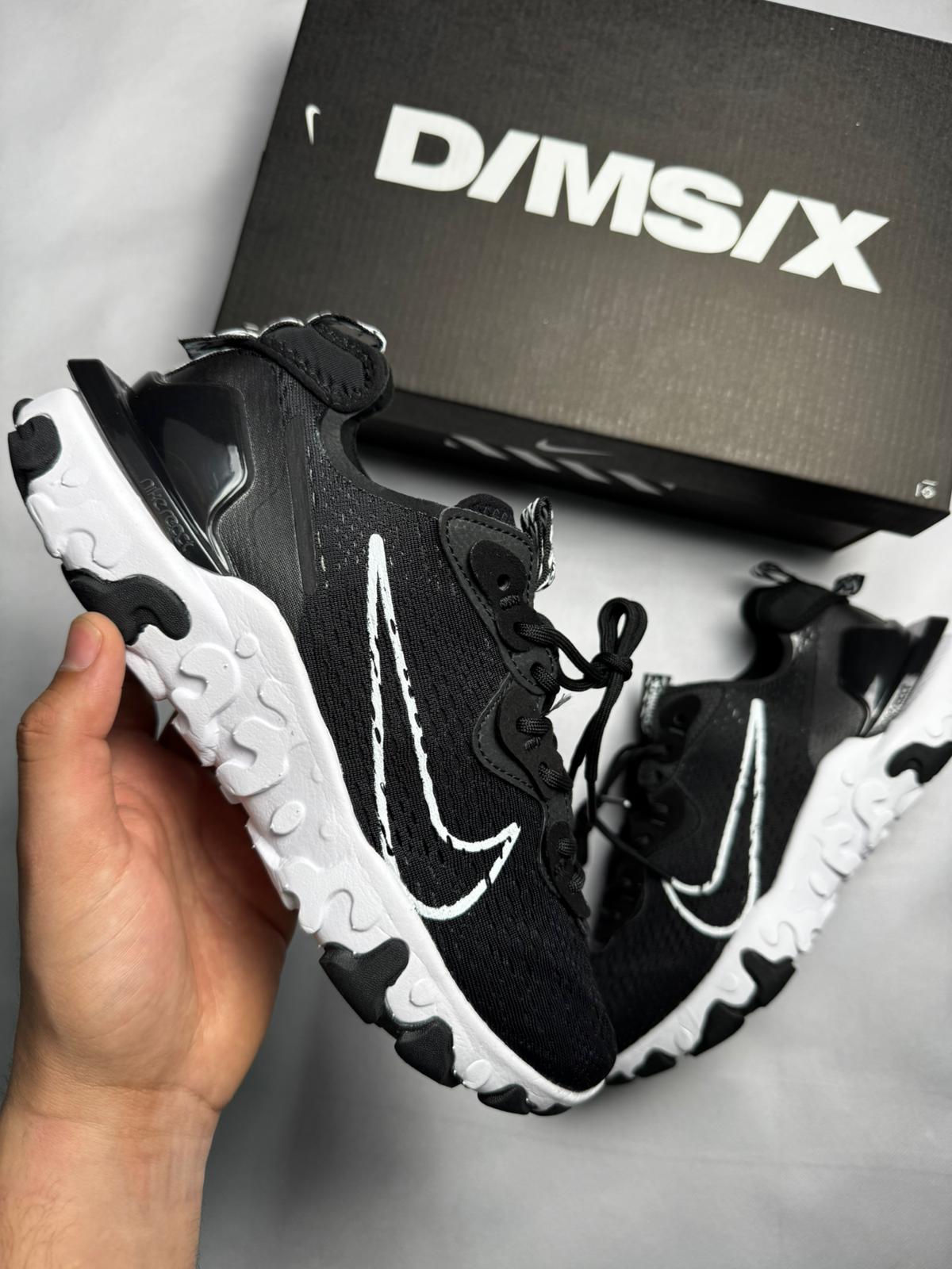 React vision negras logo blanco