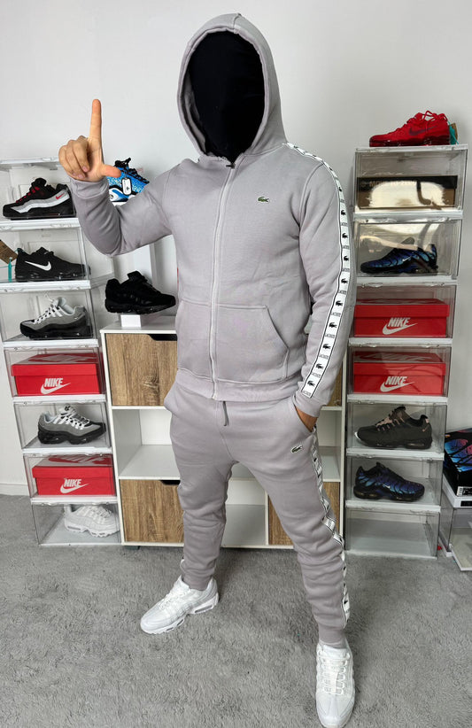 Chandal Lacoste gris logo verde tiras