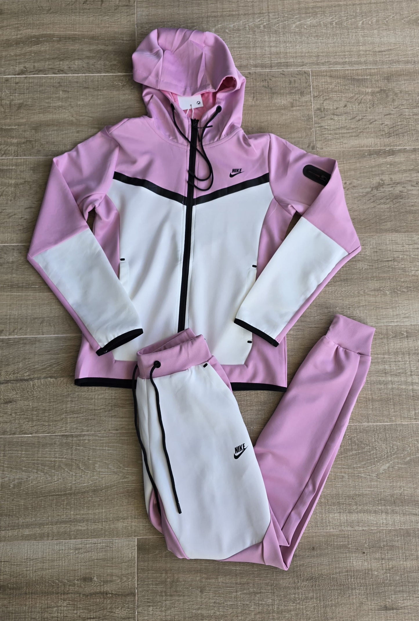 Nike tech rosa