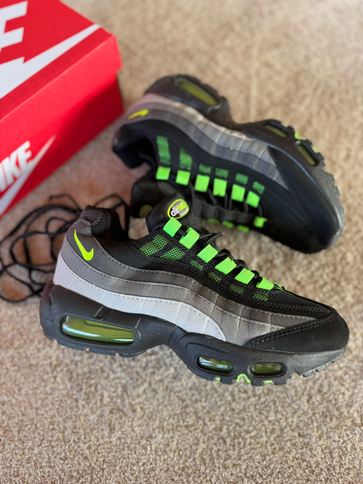 Air max 95 tricolor logo verde