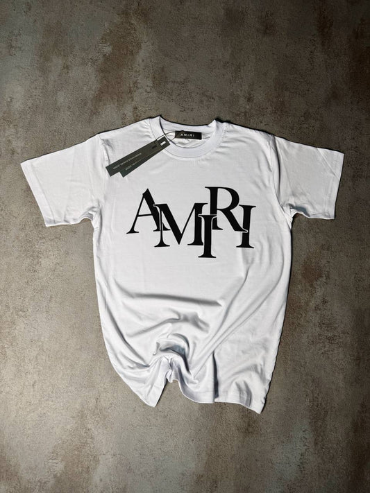 Camiseta Amiri blanco logo letras grande