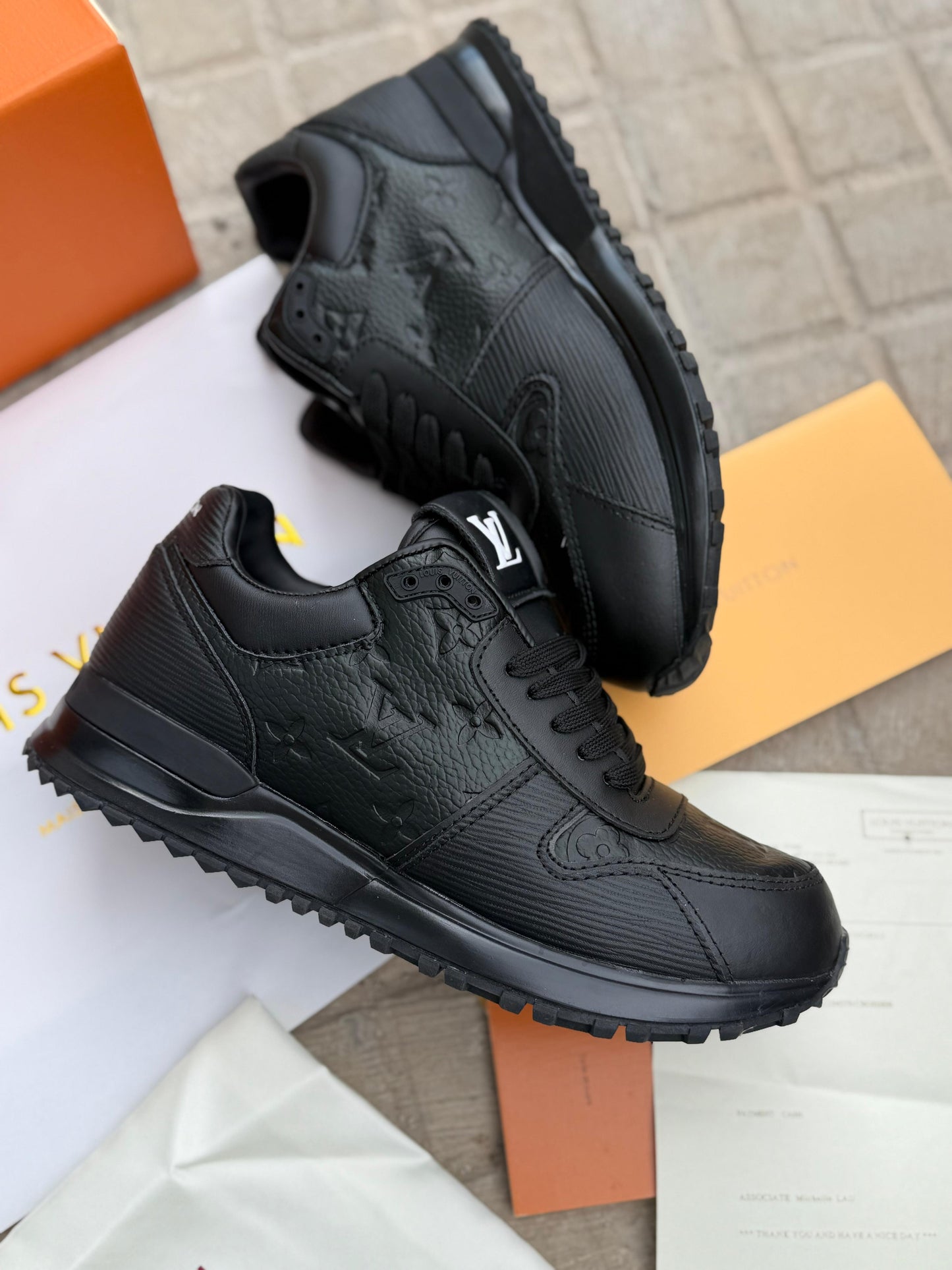 LV Run Away negras