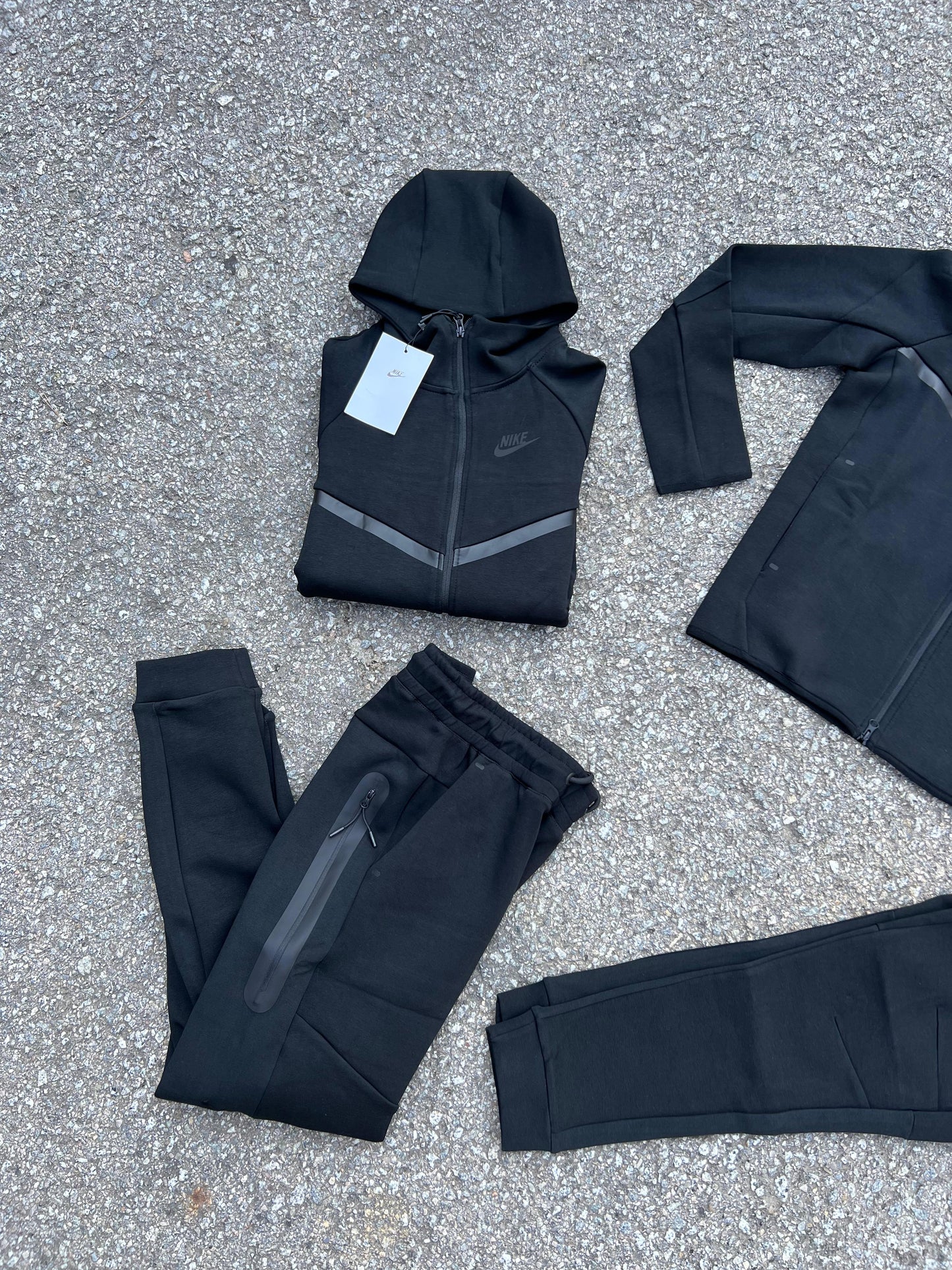 Chandal Nike tech negro