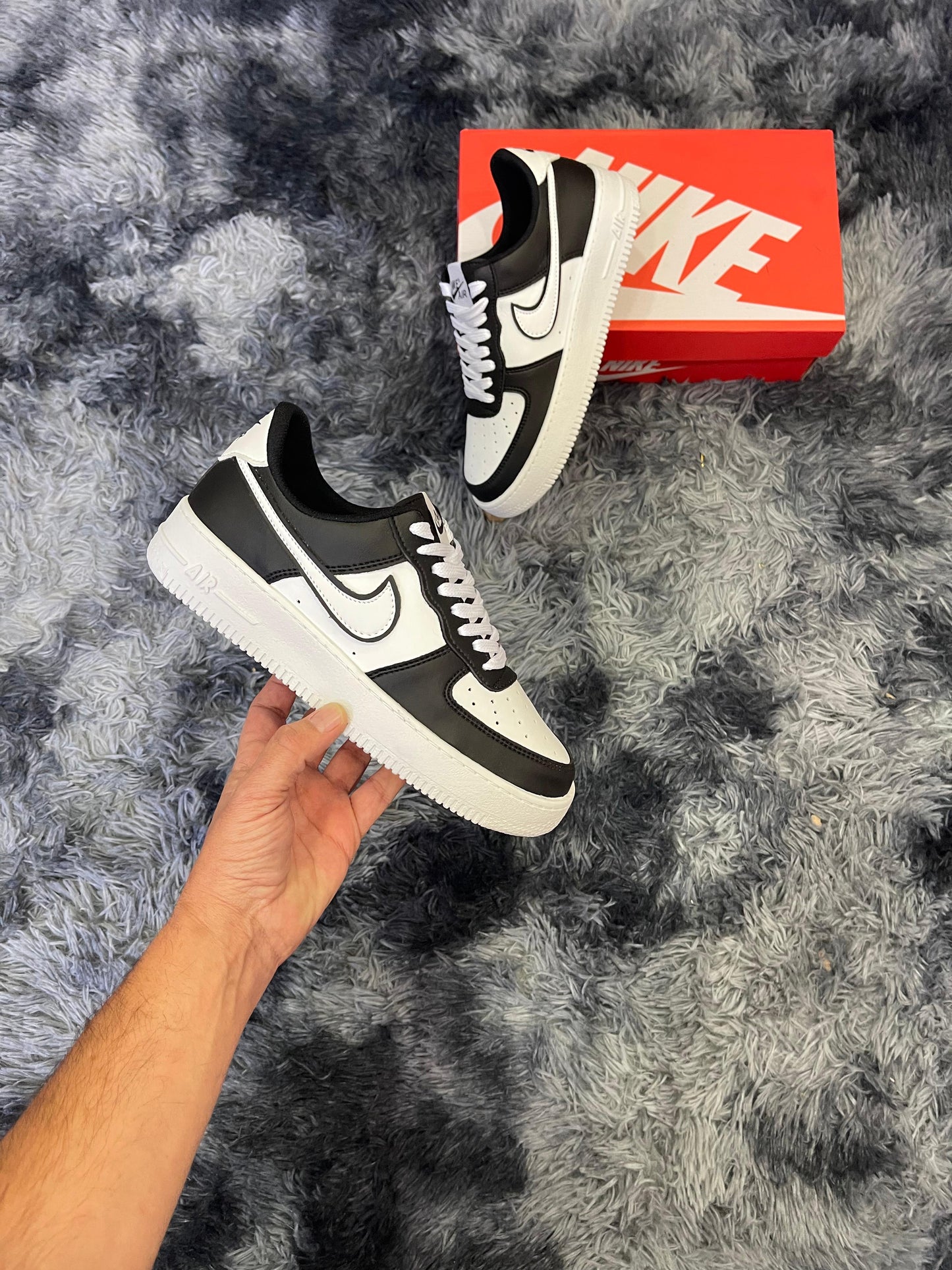 AIR FORCE 1 NEGRAS Y BLANCAS