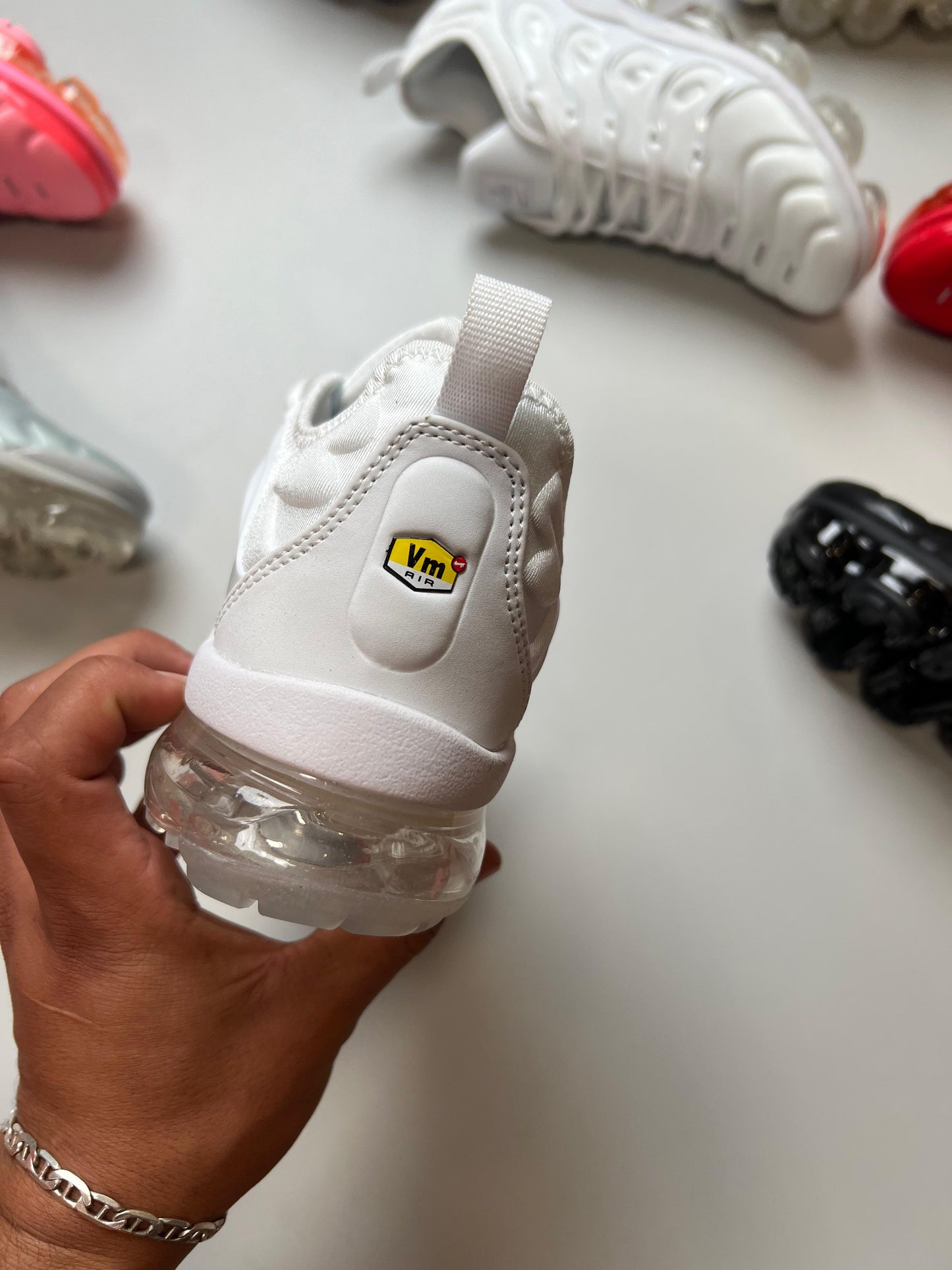 Vapormax blancas