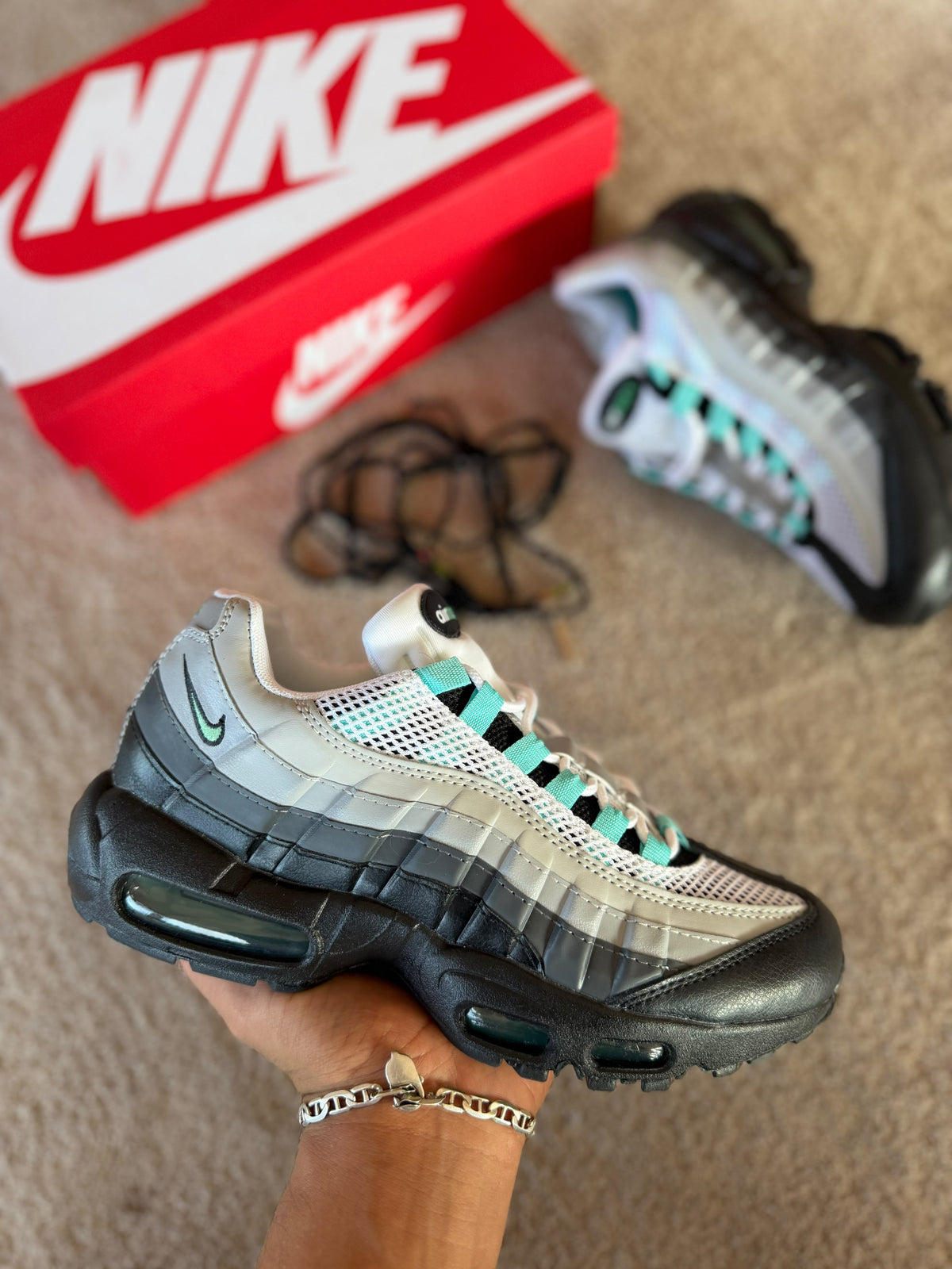 Air max 95 tricolor logo azul