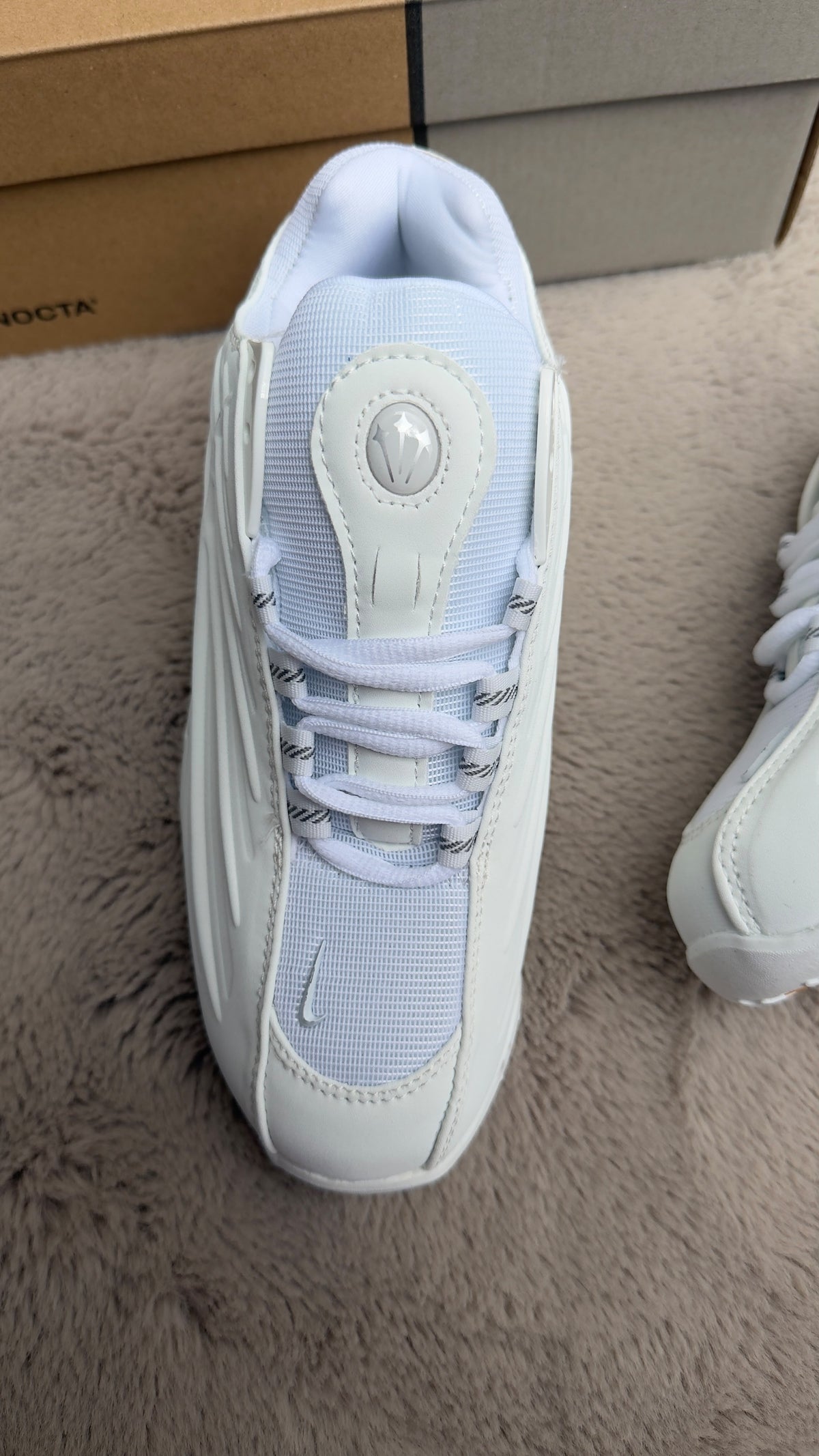 Nike nocta blancas