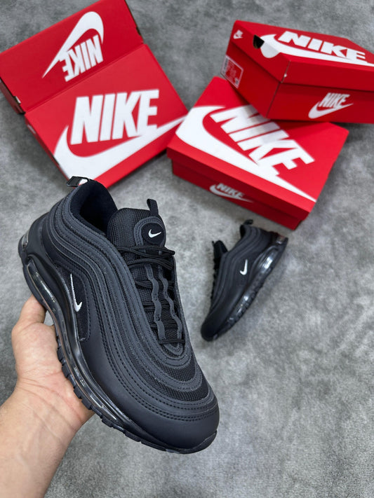 Air Max 97 negras logo blanco