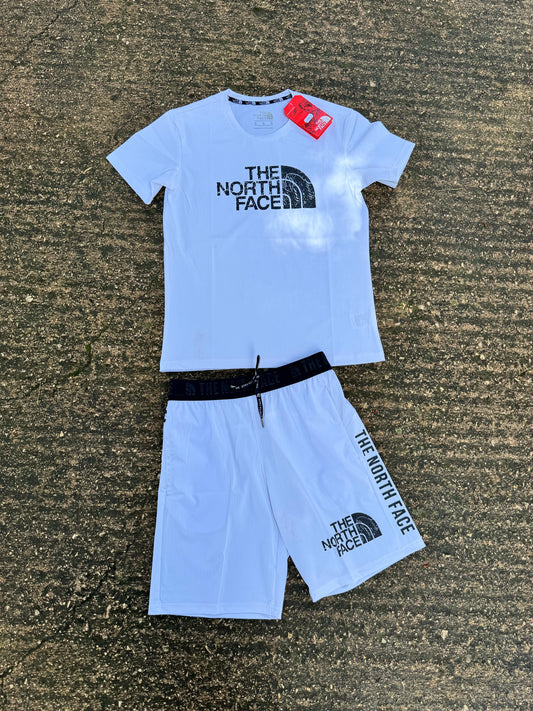 Conjunto corto north face blanco logo negro