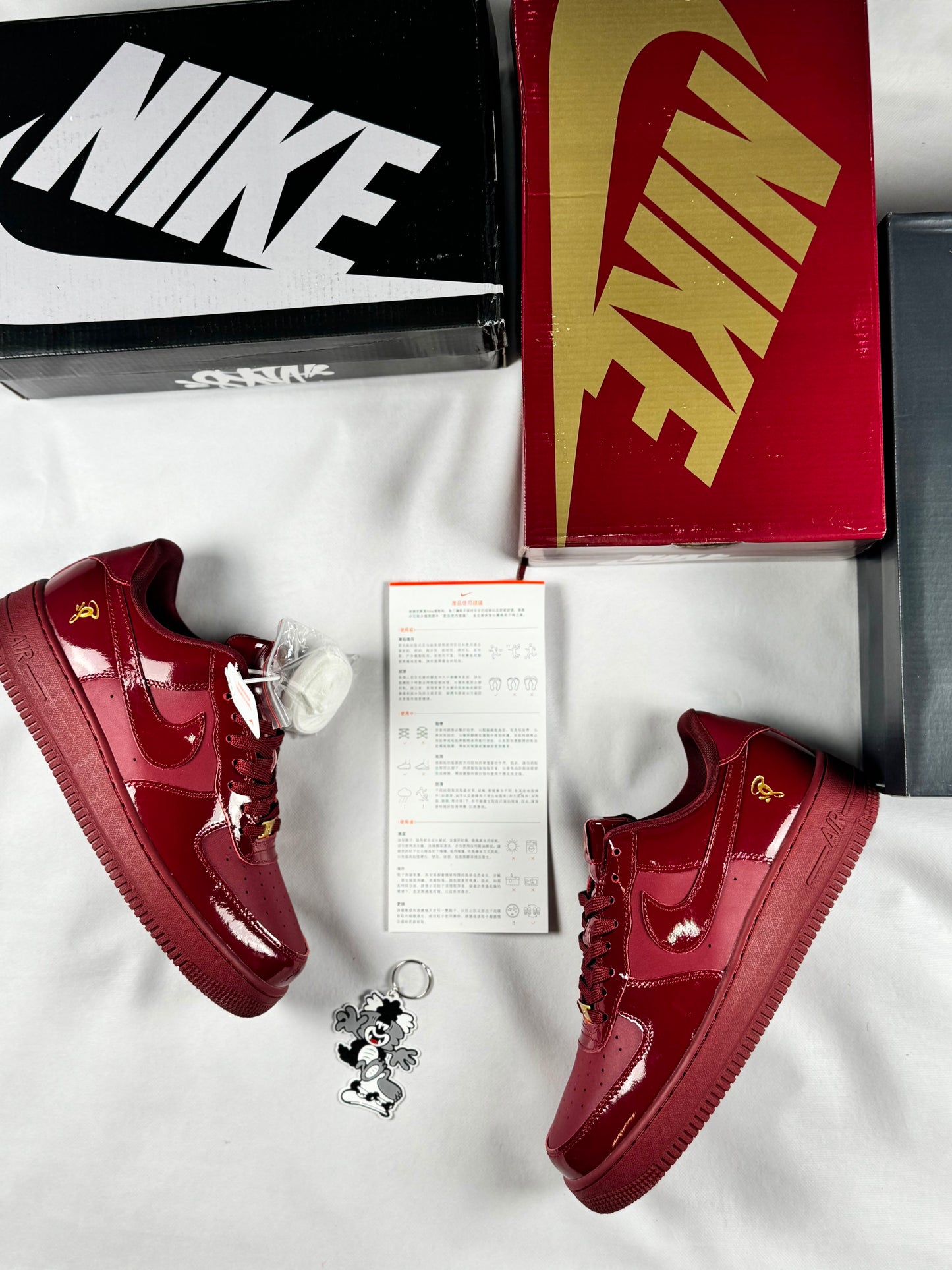 Air Force x Central Cee detalles amarillo