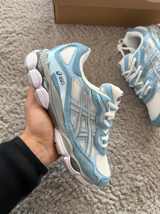 ASICS GEL-NYC azules y blancas