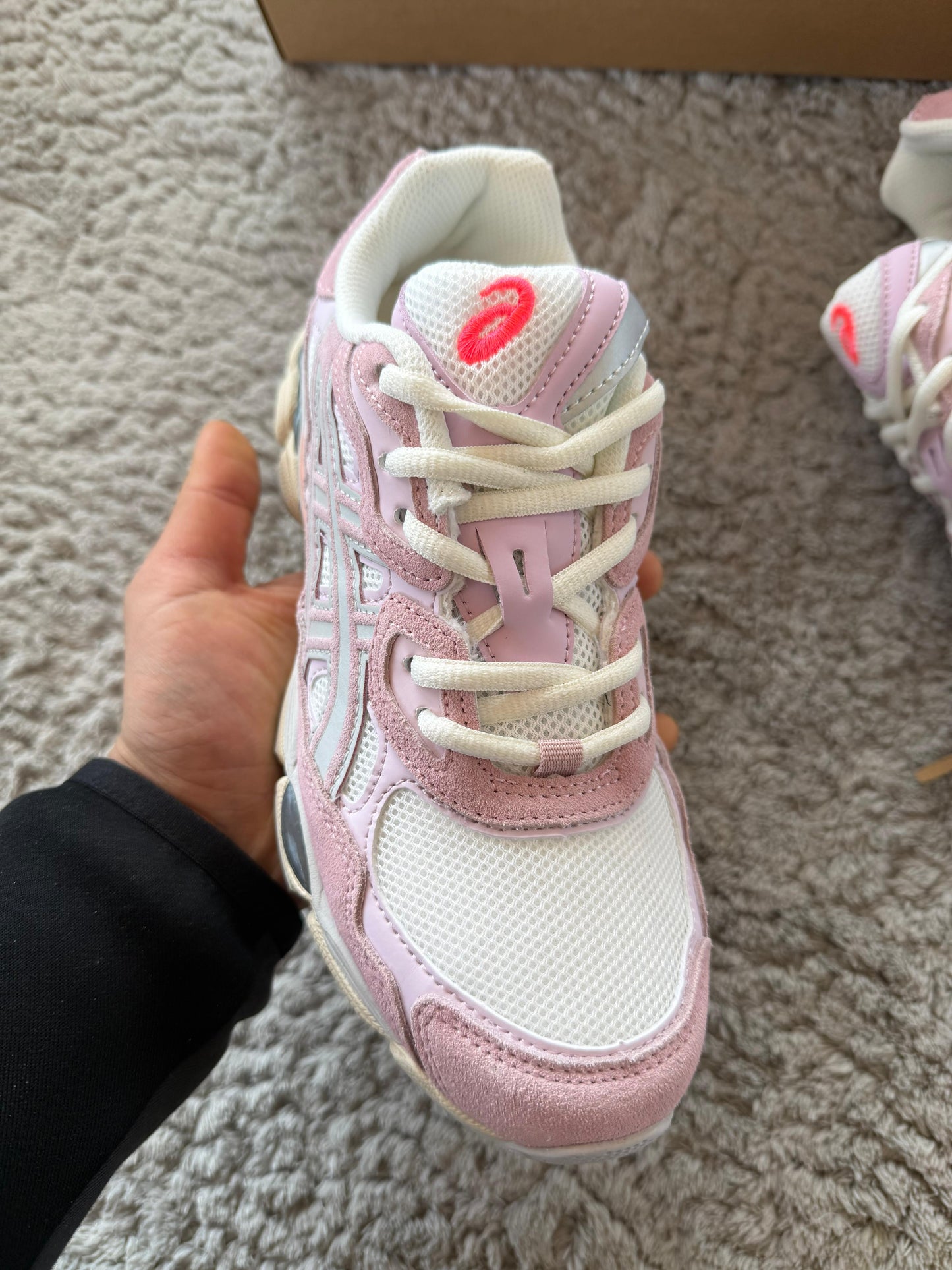 ASICS GEL-NYC rosas y blancas