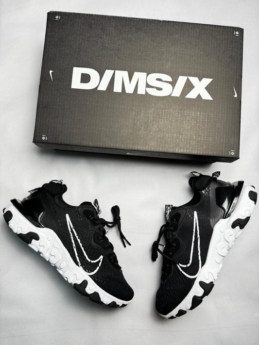 React vision negras logo blanco