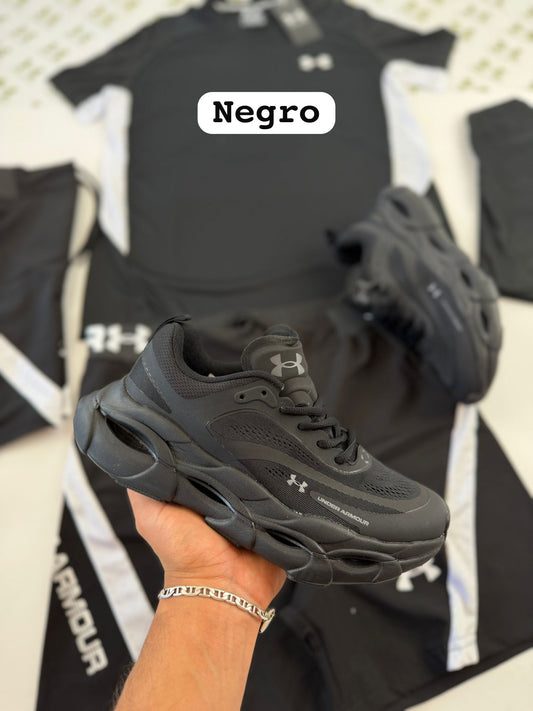 UNDER ARMOUR UA HOVER REACTOR negras logo blanco