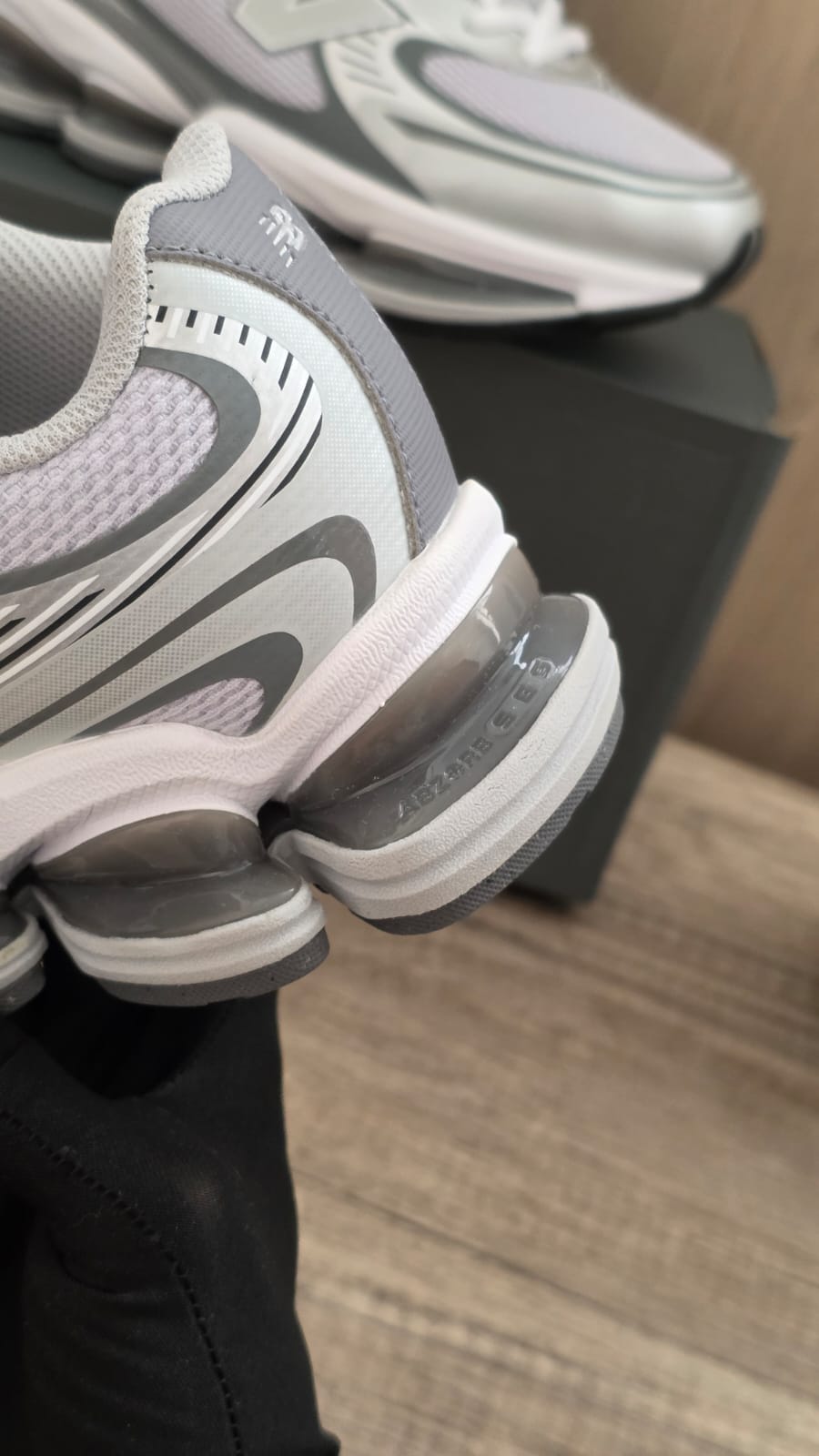 New balance 2000 gris
