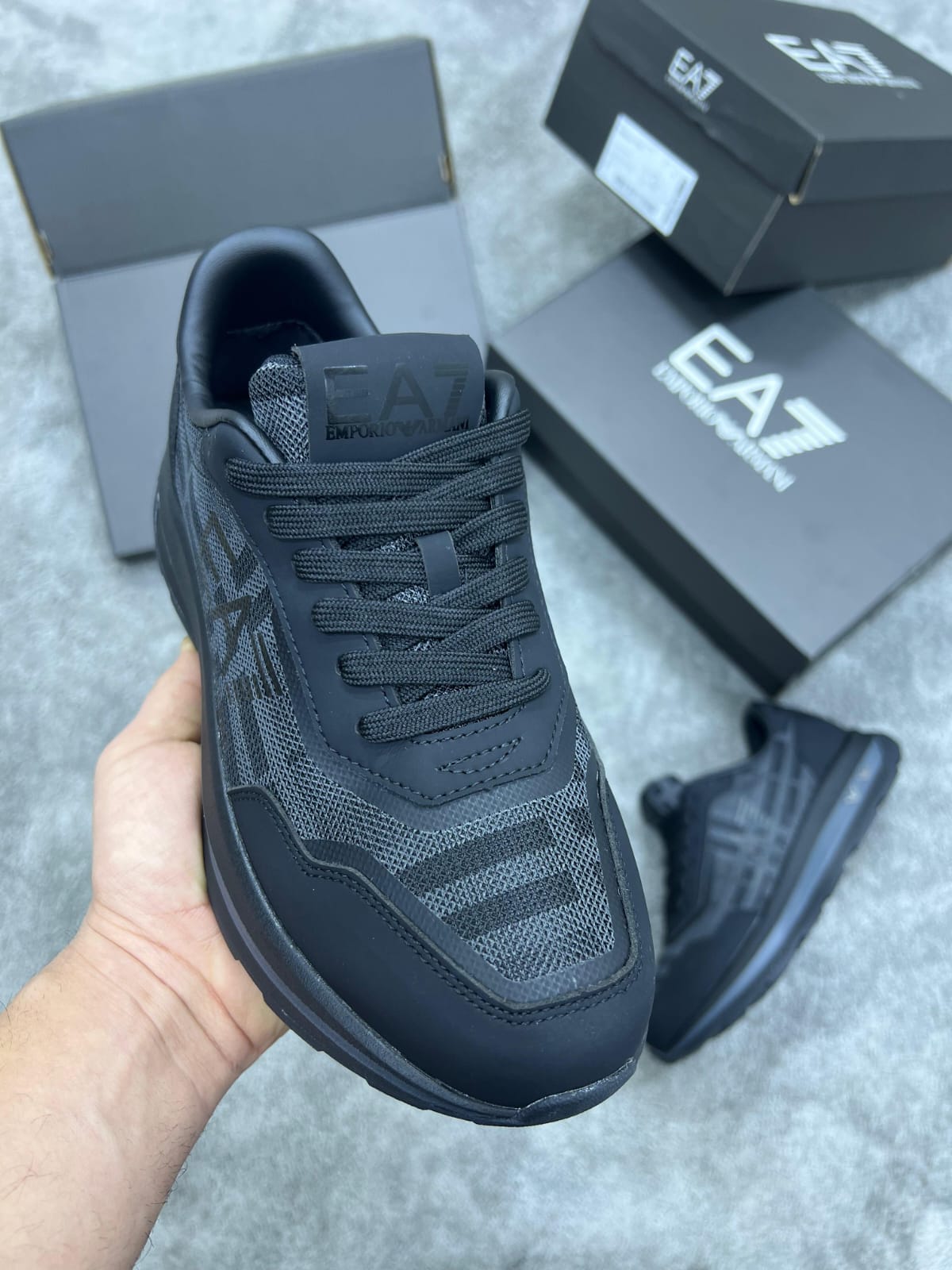 Emporio Armani negras
