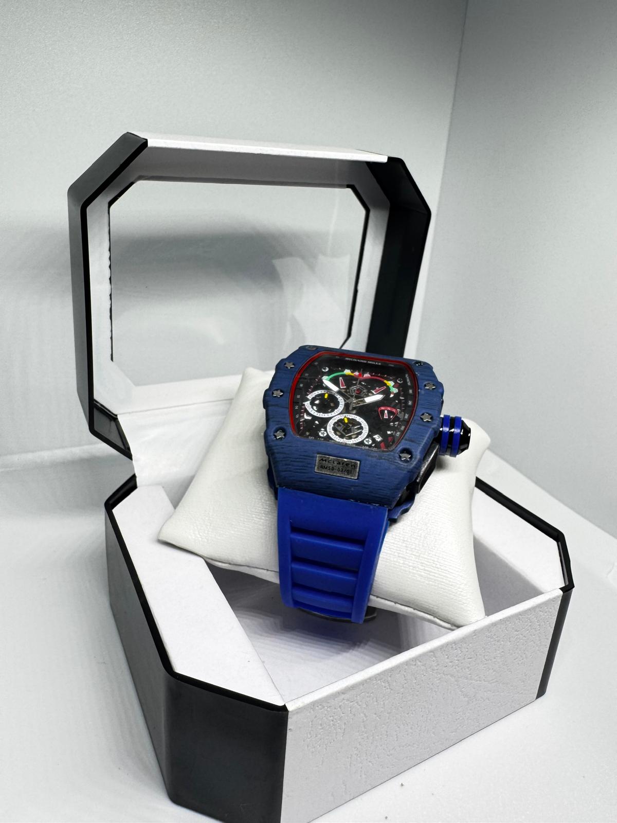 RELOJ RICHARD MILLE NEGRO Y AZUL DETALLES BLANCOS