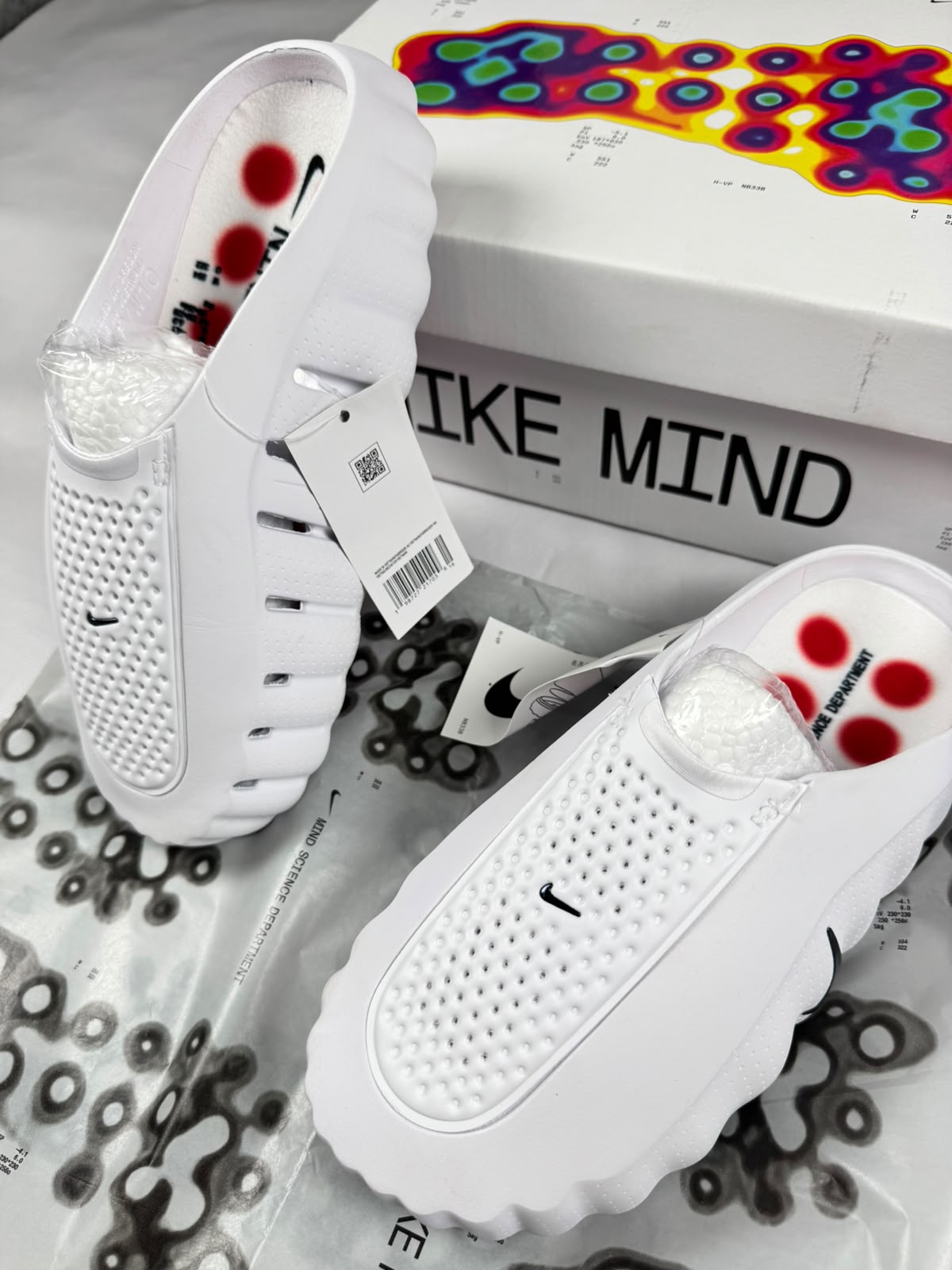 Nike Mind 001 blanco logo negro