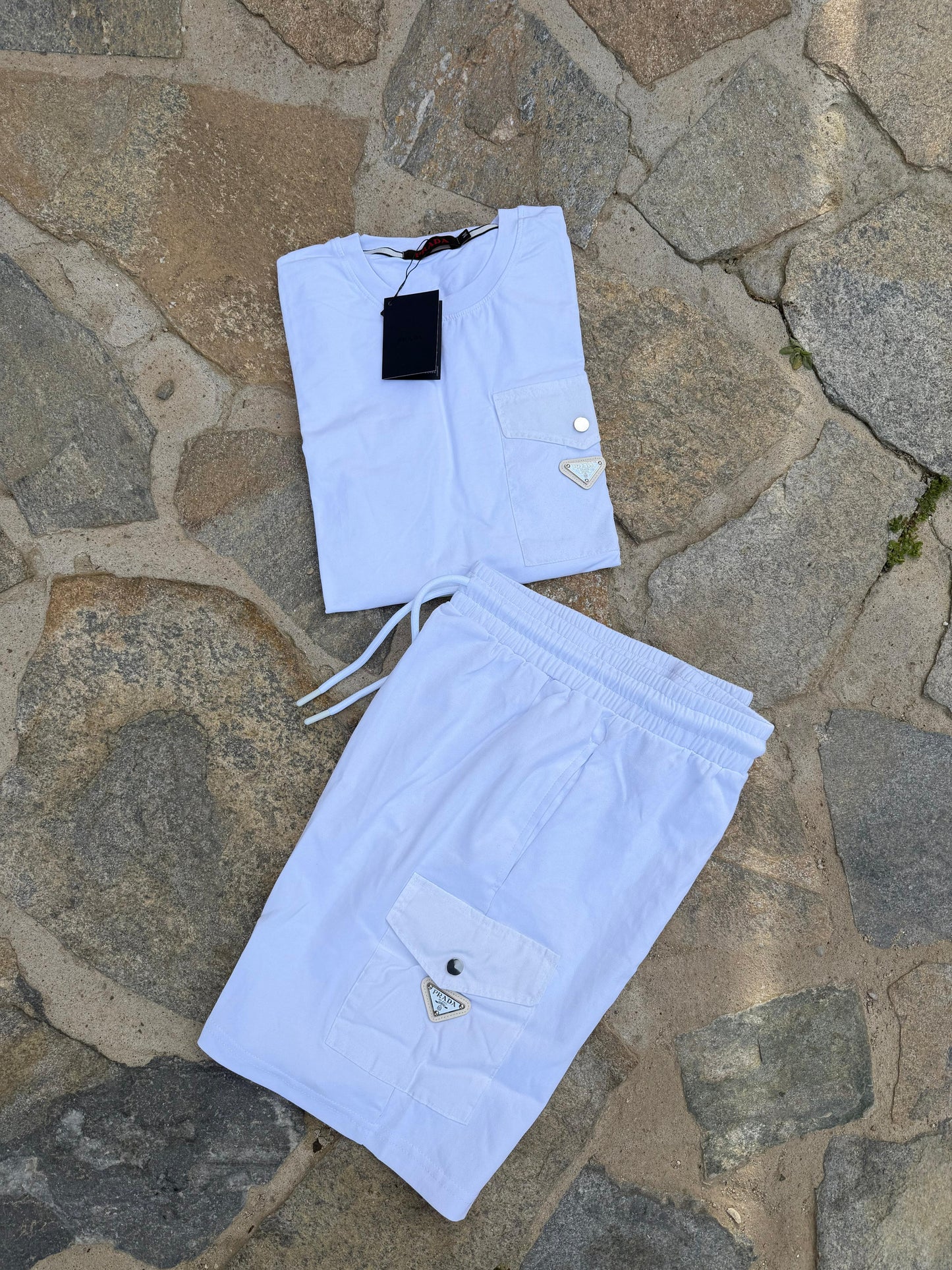 Conjunto corto prada blanca bolsillo