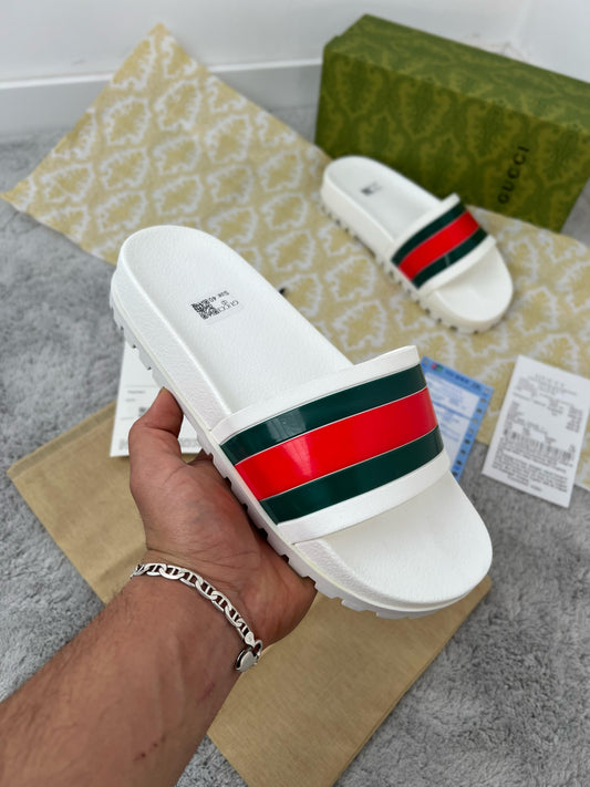 Chancla Gucci blanca logo bicolor
