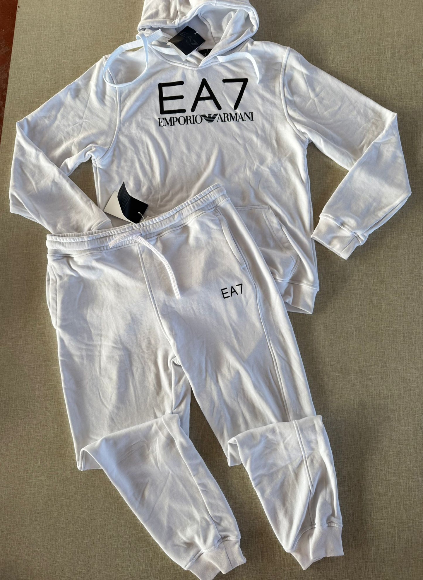 Chandal armani blanco logo negro