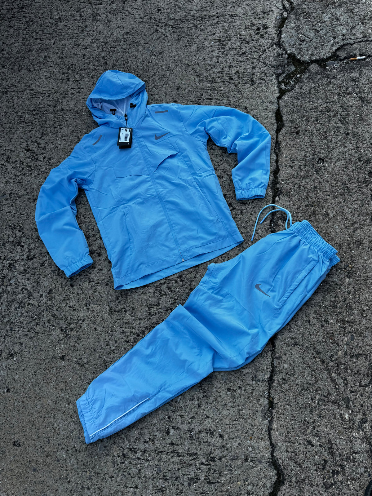 Chandal nike azul logo gris