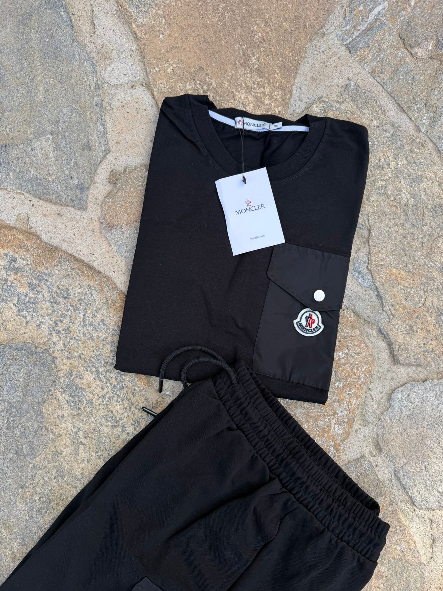 Conjunto corto moncler negro bolsillo