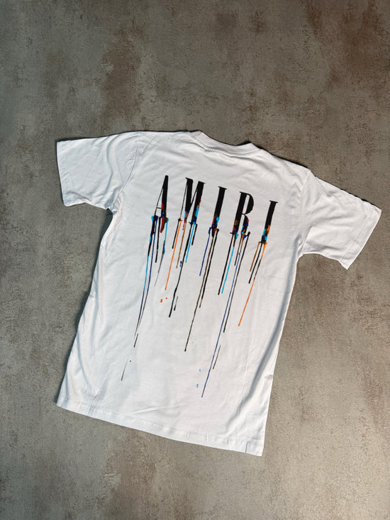 Camiseta amiri blanco letras negras colores