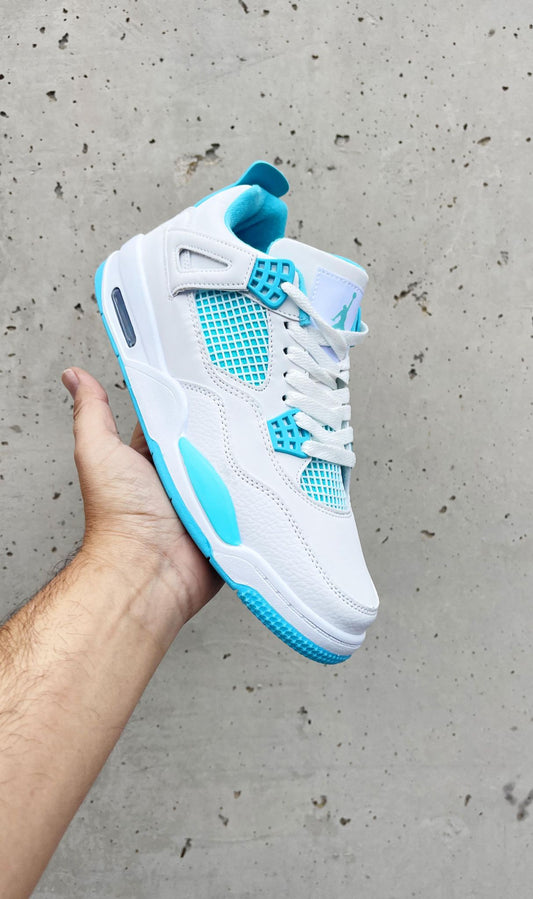 JORDAN 4 blanco azul